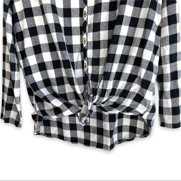 Buffalo Plaid Black and White V Neck Button Down - Picture 4 of 5